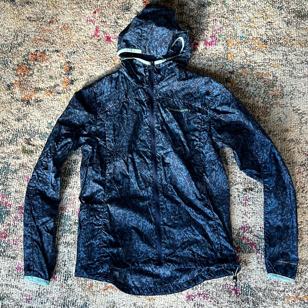 Backcountry Lightweight Training Jacket. Size Sma… - image 1